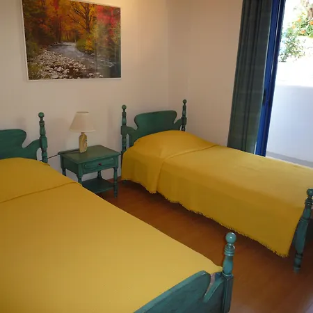 Saronikos Residences * Sofikón