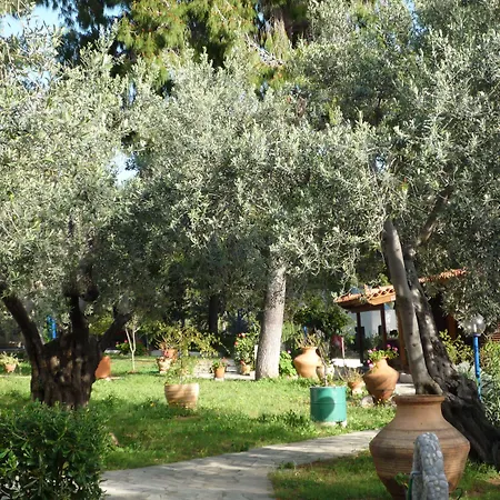 Saronikos Residences *